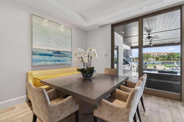 14662 Watermark Way, Palm Beach Gardens, FL 33410