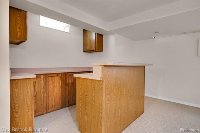 60 Kingsley Manor Drive, Bloomfield Hills, MI 48304