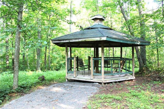 N1060 Resewood Avenue, Neillsville, WI 54456