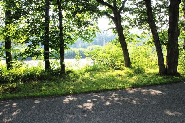 N1060 Resewood Avenue, Neillsville, WI 54456