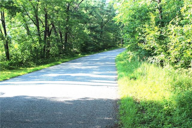 N1060 Resewood Avenue, Neillsville, WI 54456