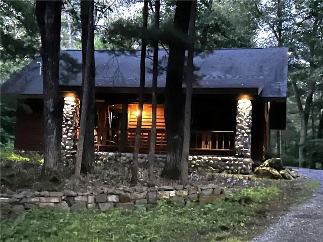 N1060 Resewood Avenue, Neillsville, WI 54456