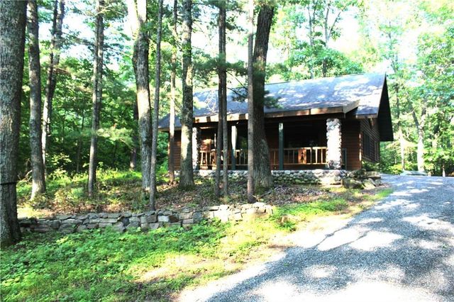 N1060 Resewood Avenue, Neillsville, WI 54456