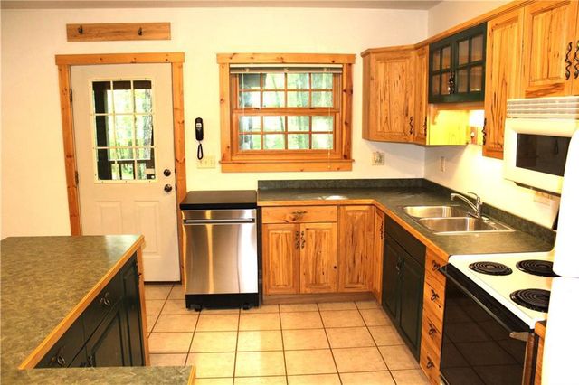 N1060 Resewood Avenue, Neillsville, WI 54456