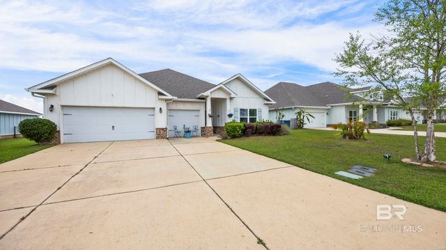 394 Apollo Avenue, Gulf Shores, AL 36542