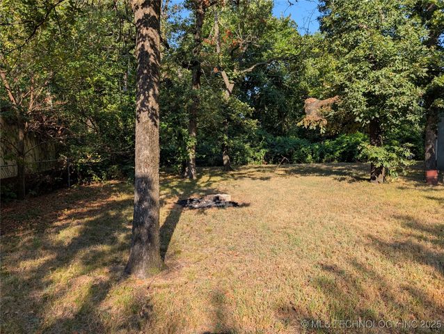 114572 Woodside Drive, Eufaula, OK 74432