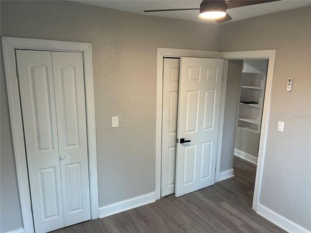 2102 E CARACAS STREET, Tampa, FL 33610