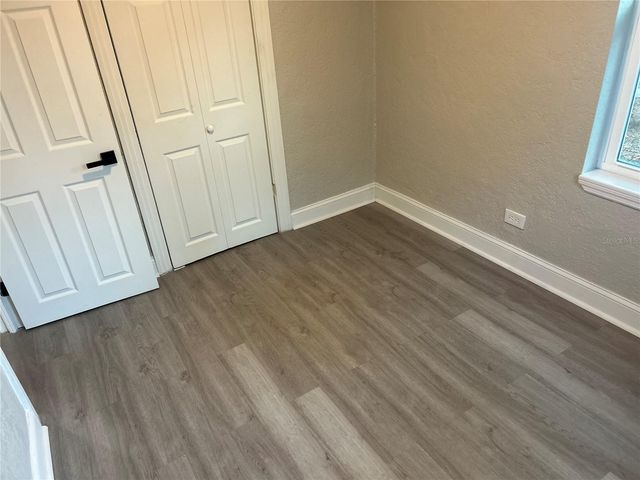 2102 E CARACAS STREET, Tampa, FL 33610