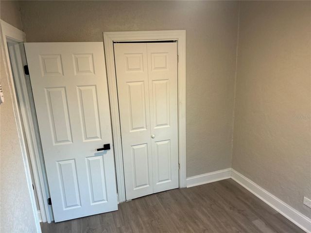 2102 E CARACAS STREET, Tampa, FL 33610