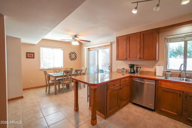 13806 N HAMILTON Drive 101, Fountain Hills, AZ 85268