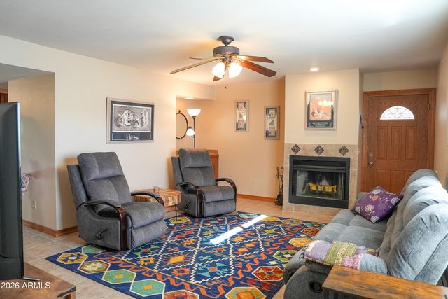 13806 N HAMILTON Drive 101, Fountain Hills, AZ 85268