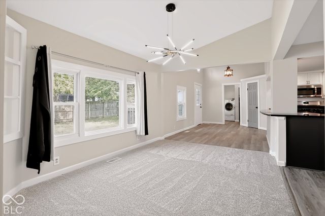 7036 E 300 S, Whitestown, IN 46075