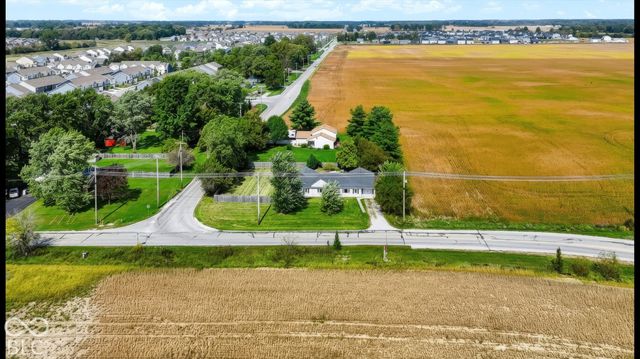 7036 E 300 S, Whitestown, IN 46075