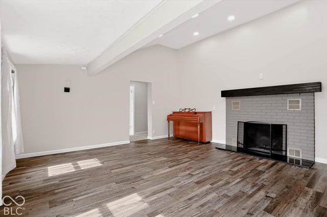 7036 E 300 S, Whitestown, IN 46075