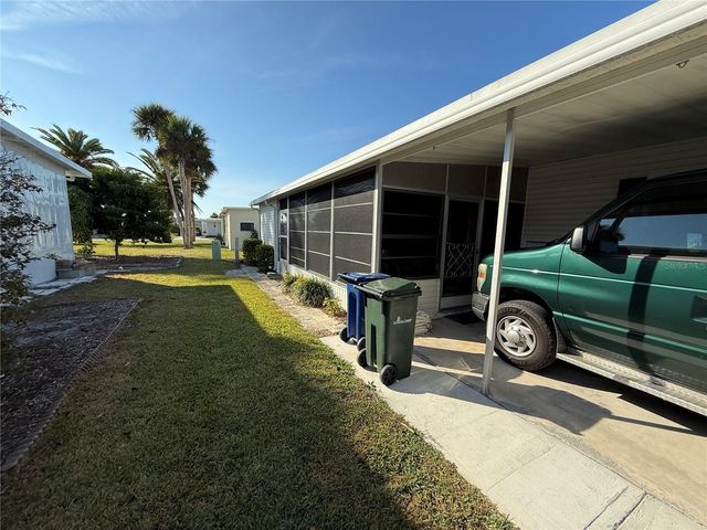 560 LILY OF THE VALLEY DRIVE, Venice, FL 34293