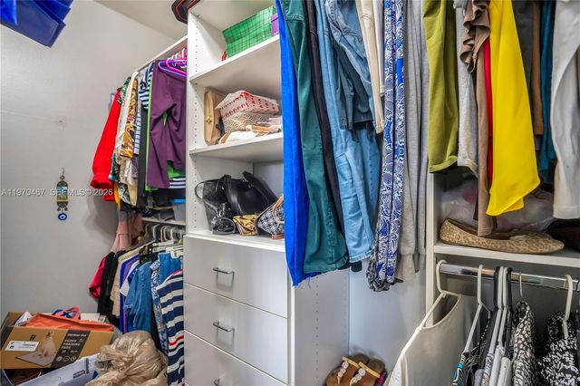 7020 NW 173rd Dr 505, Hialeah, FL 33015