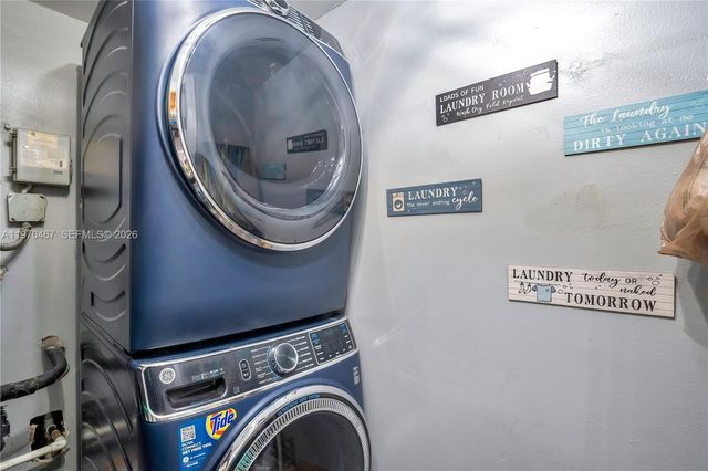 7020 NW 173rd Dr 505, Hialeah, FL 33015