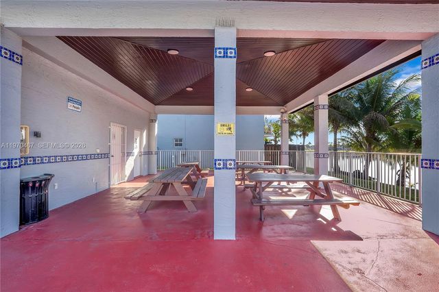 7020 NW 173rd Dr 505, Hialeah, FL 33015