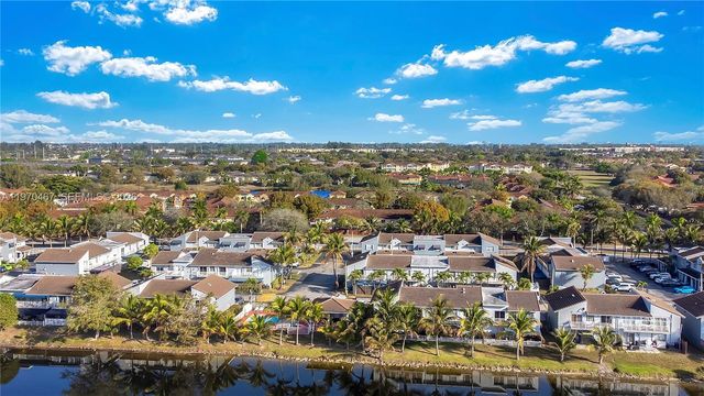 7020 NW 173rd Dr 505, Hialeah, FL 33015