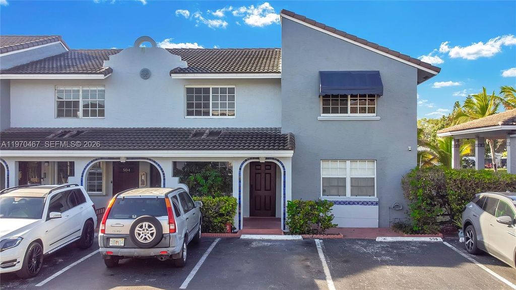 7020 NW 173rd Dr 505, Hialeah, FL 33015