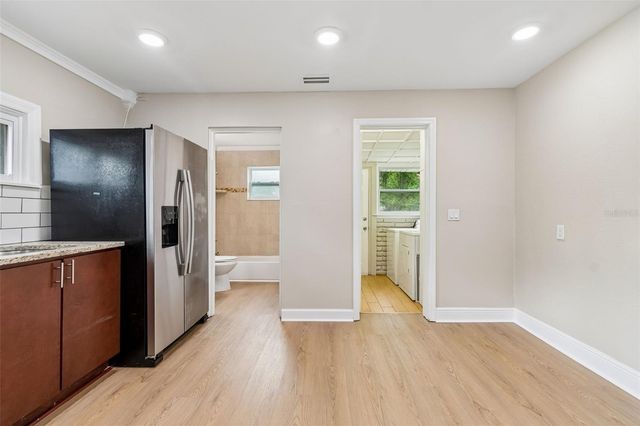 2120 W CLIFTON STREET, Tampa, FL 33603