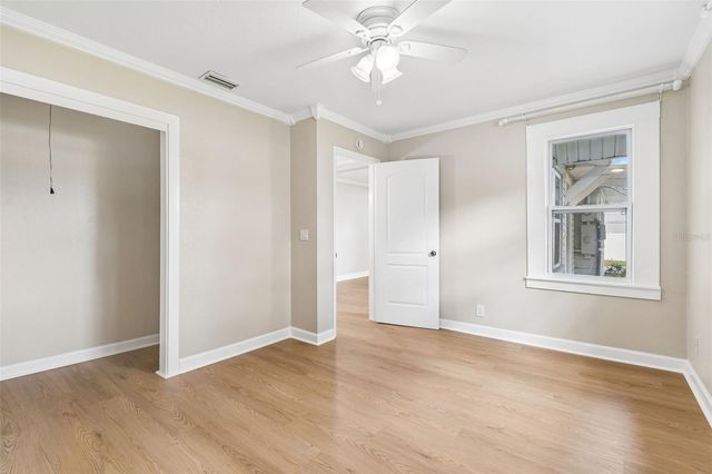 2120 W CLIFTON STREET, Tampa, FL 33603