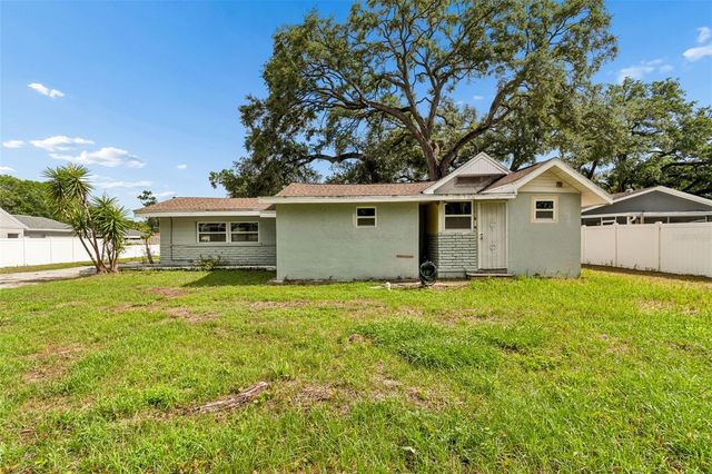 2120 W CLIFTON STREET, Tampa, FL 33603
