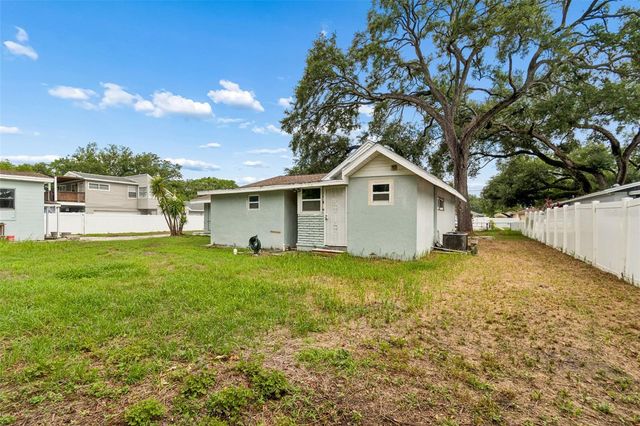 2120 W CLIFTON STREET, Tampa, FL 33603