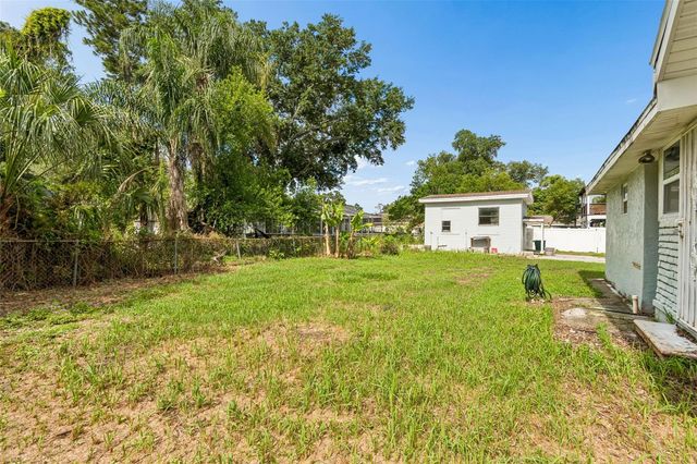 2120 W CLIFTON STREET, Tampa, FL 33603