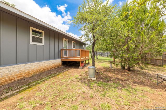 461 RUST RANCH RD, Blanco, TX 78606