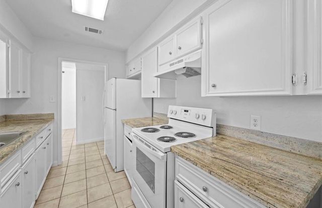 3428 Lantern Lane, Baytown, TX 77521