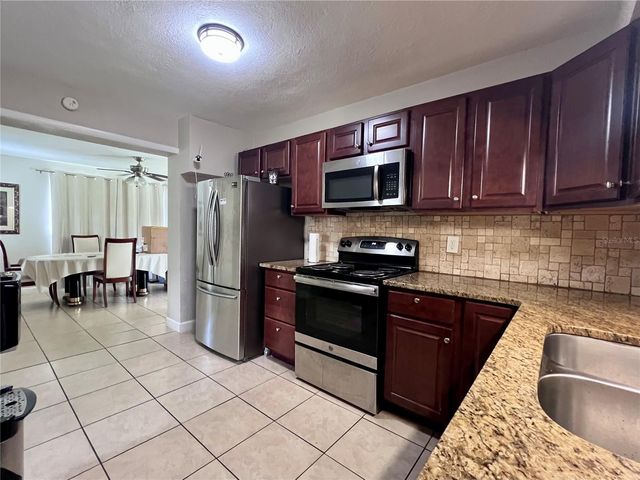 1517 RILEY AVENUE, Orlando, FL 32805
