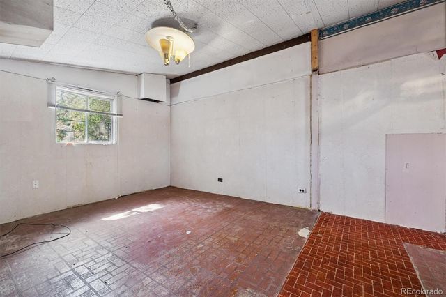 2305 S Newton Street, Denver, CO 80219