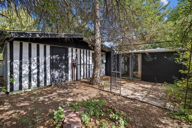 2305 S Newton Street, Denver, CO 80219