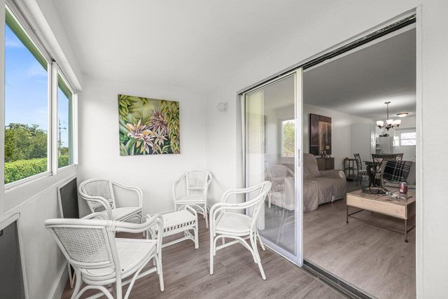 1117 Lake Terrace 207, Boynton Beach, FL 33426