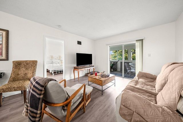 1117 Lake Terrace 207, Boynton Beach, FL 33426