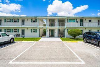 1117 Lake Terrace 207, Boynton Beach, FL 33426