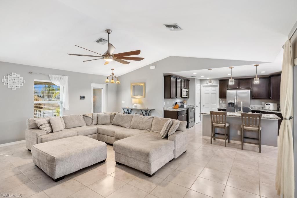 Image 11 of property listing at 101 NW 25th TER, Cape Coral, FL 33993