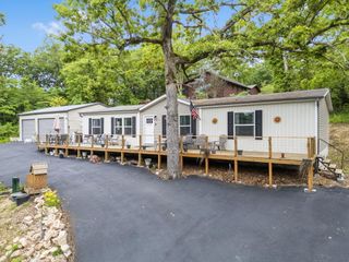 282 Scenic Drive, Hollister, MO 65672