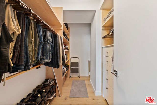 818 N Doheny Drive 401, West Hollywood, CA 90069