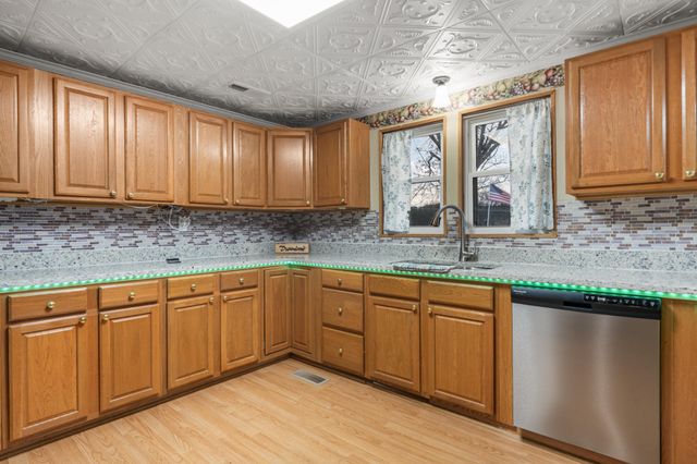 217 Mcclanahan Road, SE, Cleveland, TN 37323