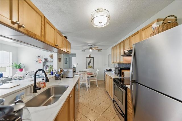 5600 Landfall DR, Virginia Beach, VA 23462