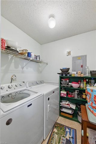 5600 Landfall DR, Virginia Beach, VA 23462