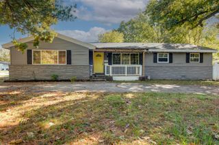 1702 South Oak Grove Avenue, Springfield, MO 65804