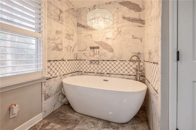 3 Torrey Pine Court, Spartanburg, SC 29304