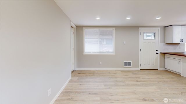 9011 Old Highway 99 SE #131, Olympia, WA 98501