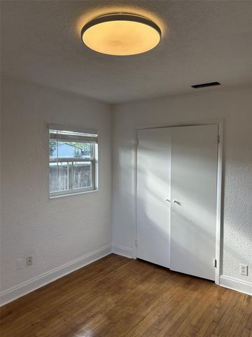 5038 37TH AVENUE N, St Petersburg, FL 33710