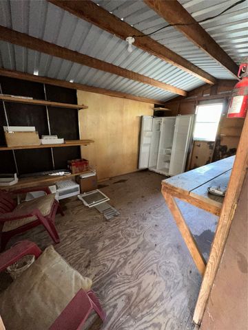 1002 Wrights W, Comanche, TX 76442