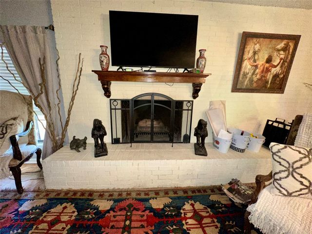 1002 Wrights W, Comanche, TX 76442