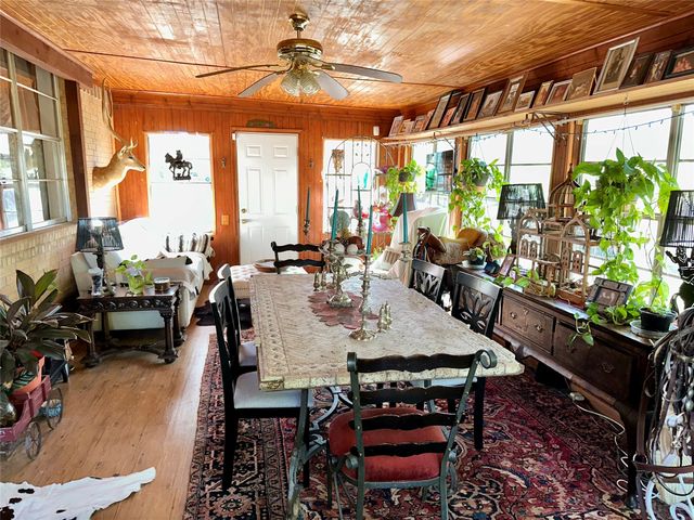 1002 Wrights W, Comanche, TX 76442